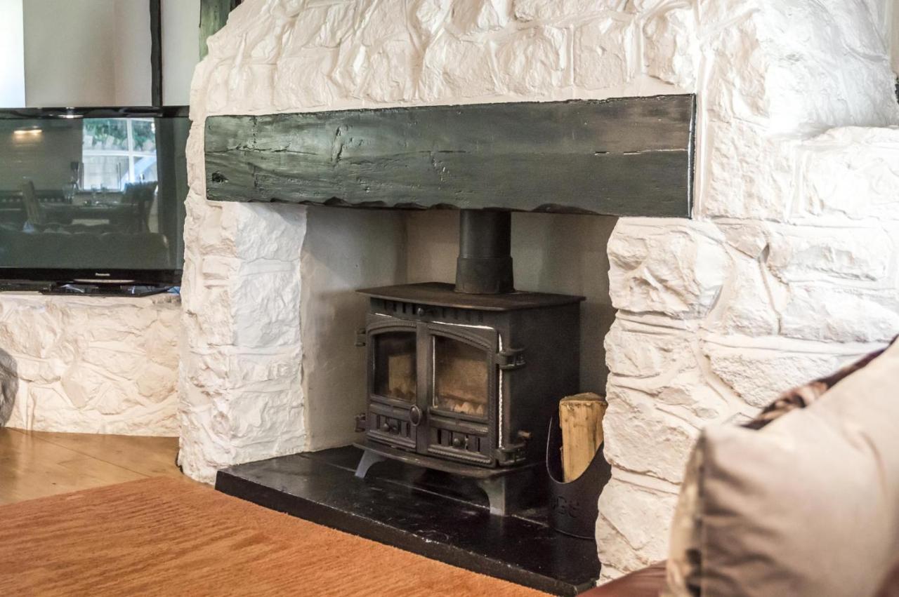 Barn Conversion - Hot Tub - Penally - Tenby エクステリア 写真