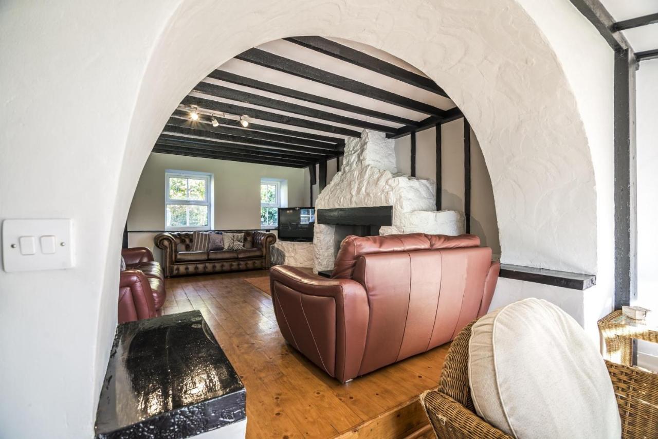 Barn Conversion - Hot Tub - Penally - Tenby エクステリア 写真