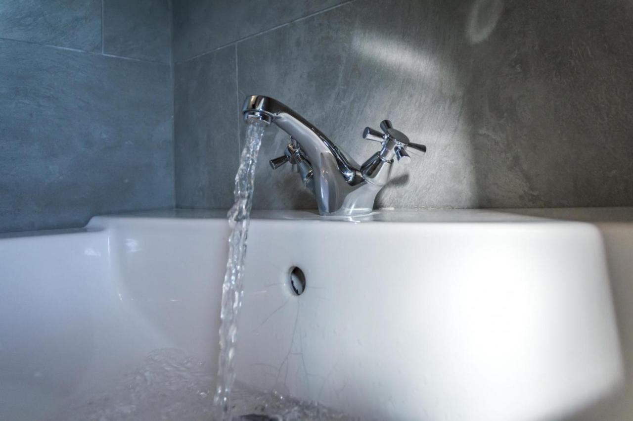 Barn Conversion - Hot Tub - Penally - Tenby エクステリア 写真