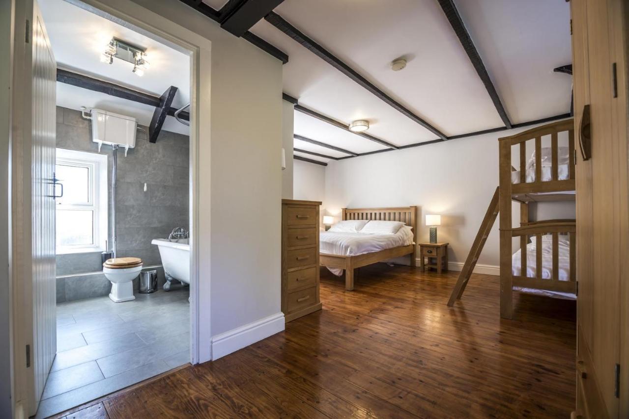 Barn Conversion - Hot Tub - Penally - Tenby エクステリア 写真